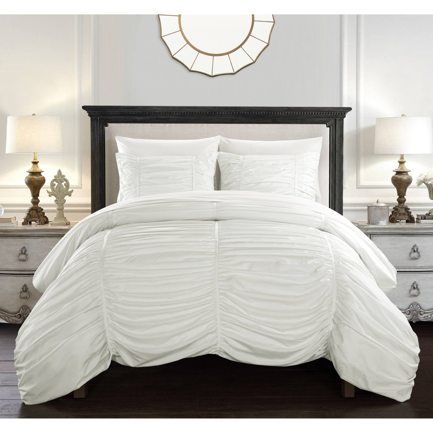 Chic Home Aurora 3 Piece Comforter Set: Queen White WED9_S5UII30