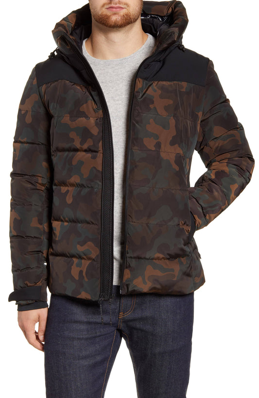 Cole Haan Down Jacket - Medium / Camouflage VSO1_N2JAZ08